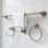 Ensemble d'accessoires de salle de bain 4 pièces comprenant un porte-serviette, un crochet à peignoir, une barre à serviettes de 24 po et un porte-papier hygiénique, nickel brossé