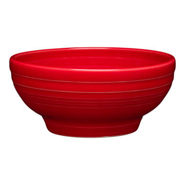 Small Red Plastic Bowl 24oz 5 1/2in