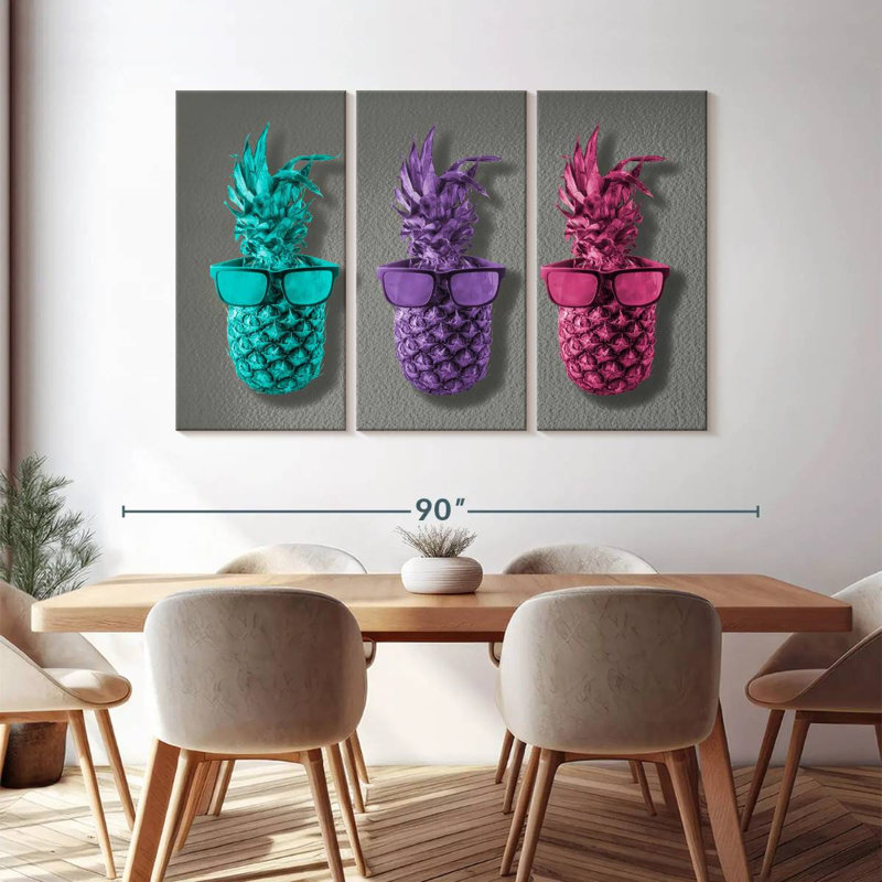 «Three Trendy Pineapples», reproduction sur toile, H 74 po x l 48 po x P 1,25 po