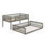 Lit double superposé au-dessus de grand lit double avec garde-corps-119285602