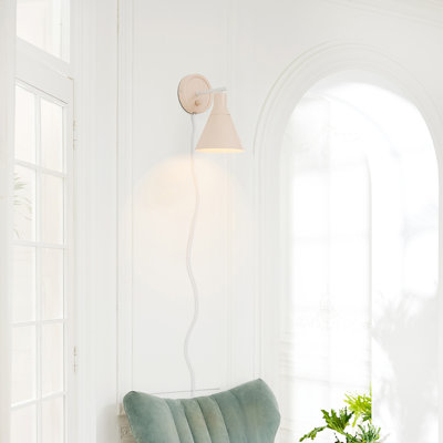 Tristan Armed Sconce
