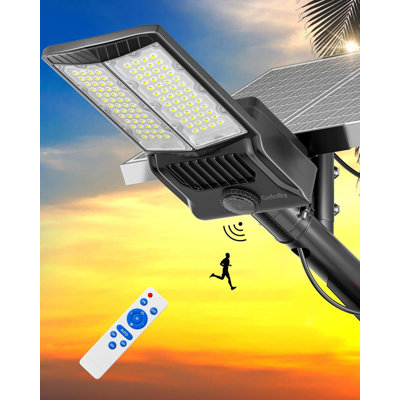 Réverbère solaire SL-8500W, projecteur de sécurité extérieur commercial de 500 000 lm avec capteur de mouvement, lampe Ip67 imperméable à l'aube pour le stationnement, la cour, la route