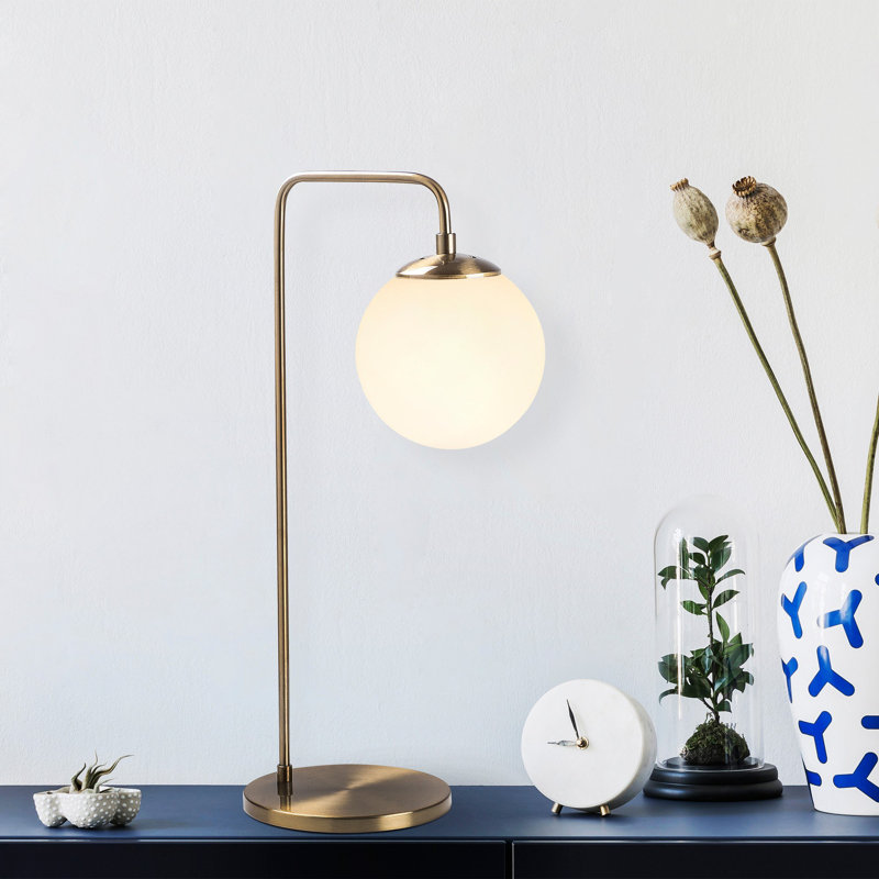 Lorata Desk Lamp, Vintage, White