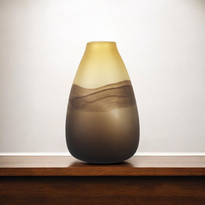 Dashaun Table Vase