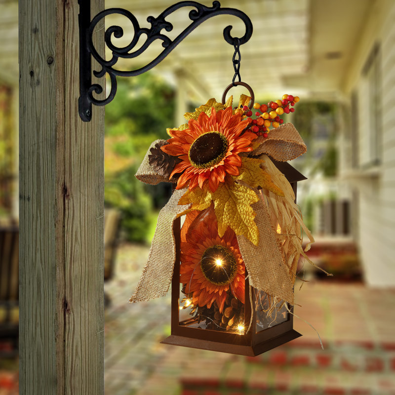 Lanterne d'automne décorée 12 "avec lumières DEL The Holiday Aisle®