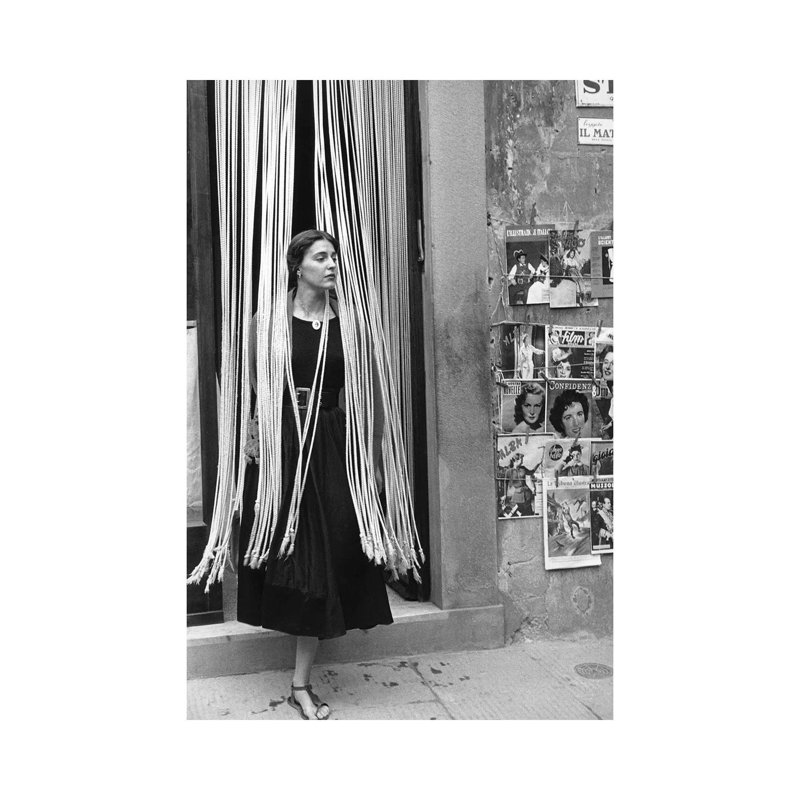 American Girl Series Jinx In Beads (Florence, Italy 1951) by Ruth Orkin - Print on Canvas, 30.48 cm H x 45.72 cm W