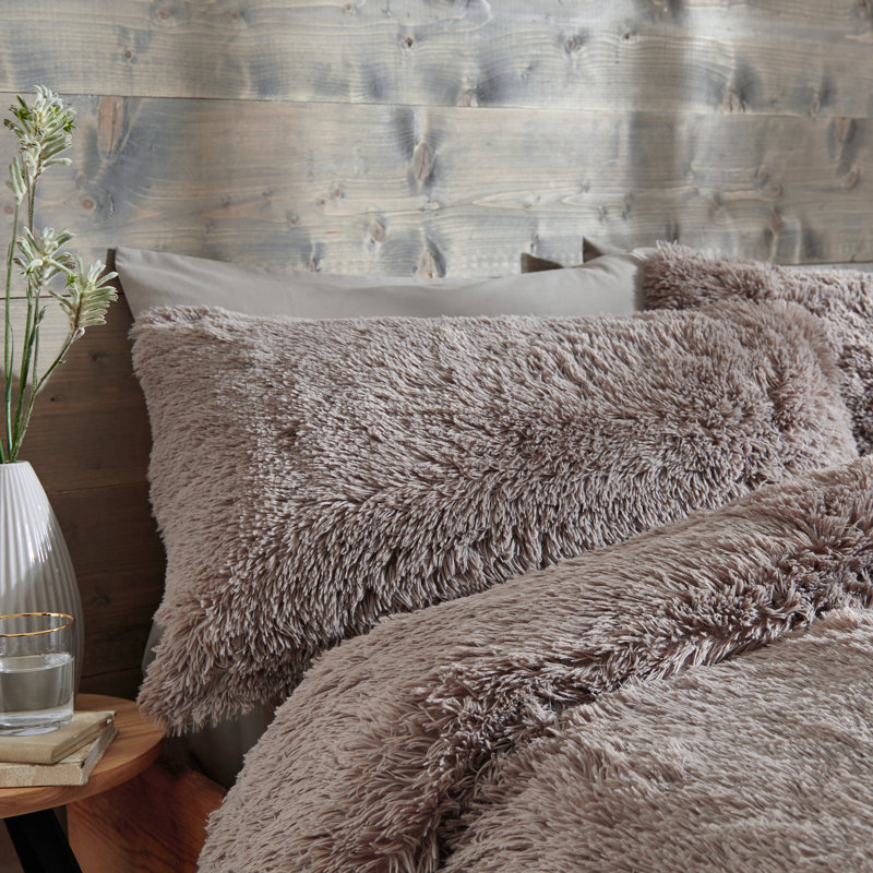 Cuddly Faux Fur Duvet Cover Set with Pillowcases, Double Duvet Cover - 2 Standard Pillowcases, Natural