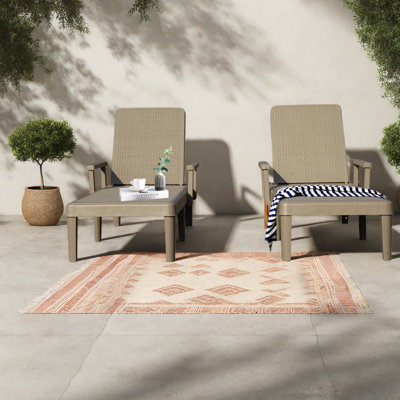 Adjustable Resin Patio Lounge Chairs, Modern Design For Poolside