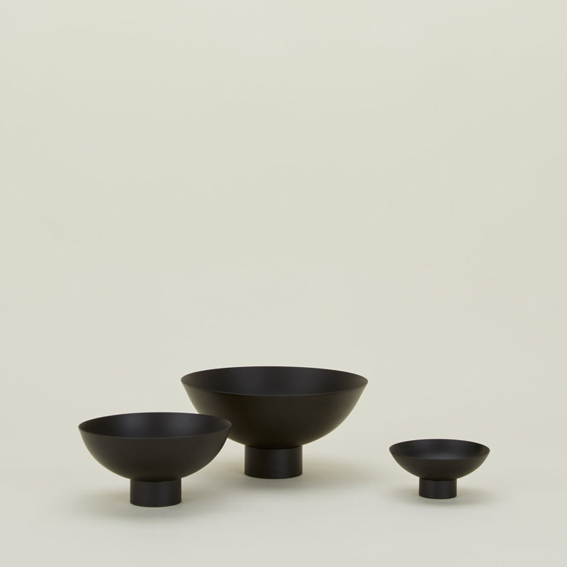  Bowl, Black, 4" H x 8" W