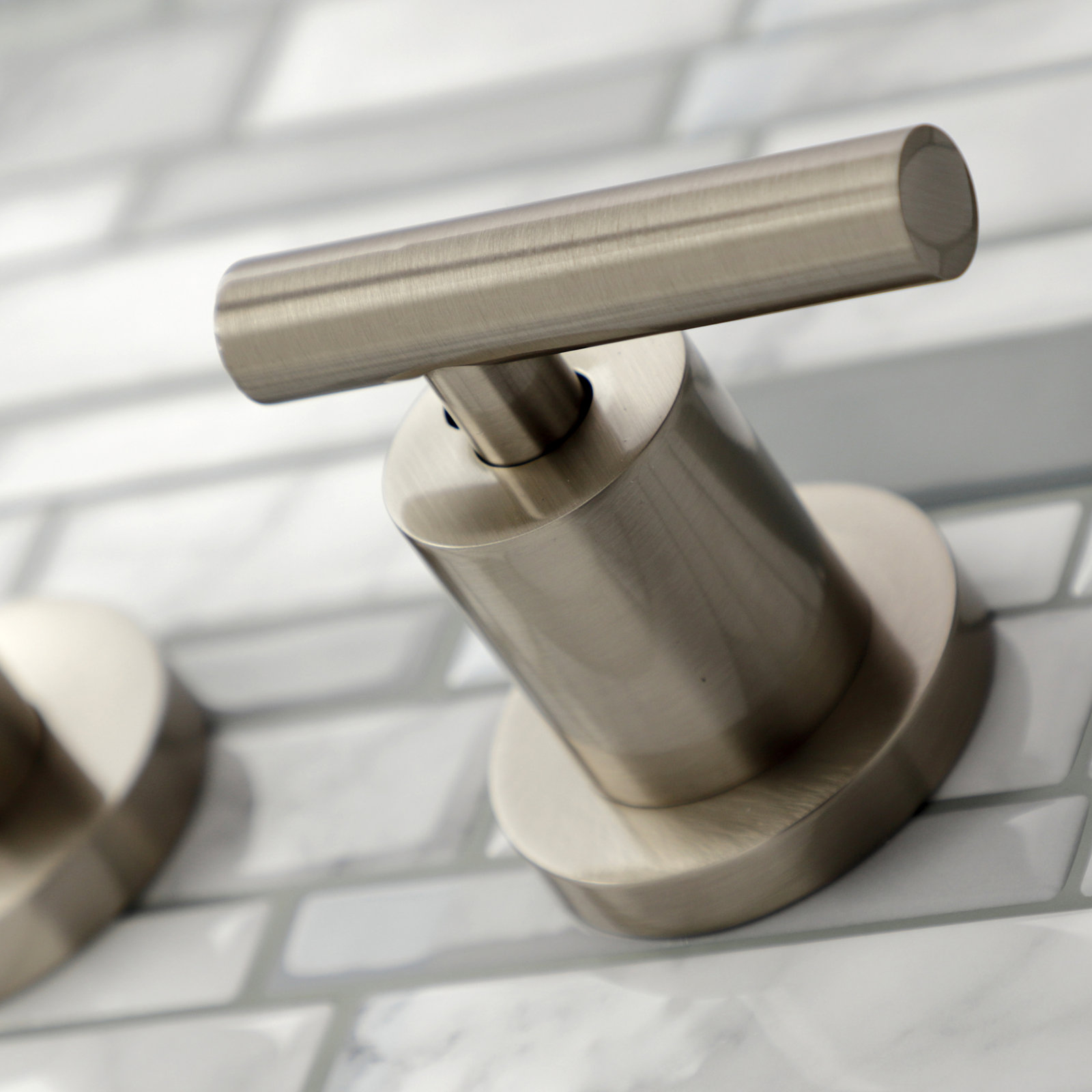 Manhattan Wall-Mounted Roman Tub Faucet, Brushed Nickel