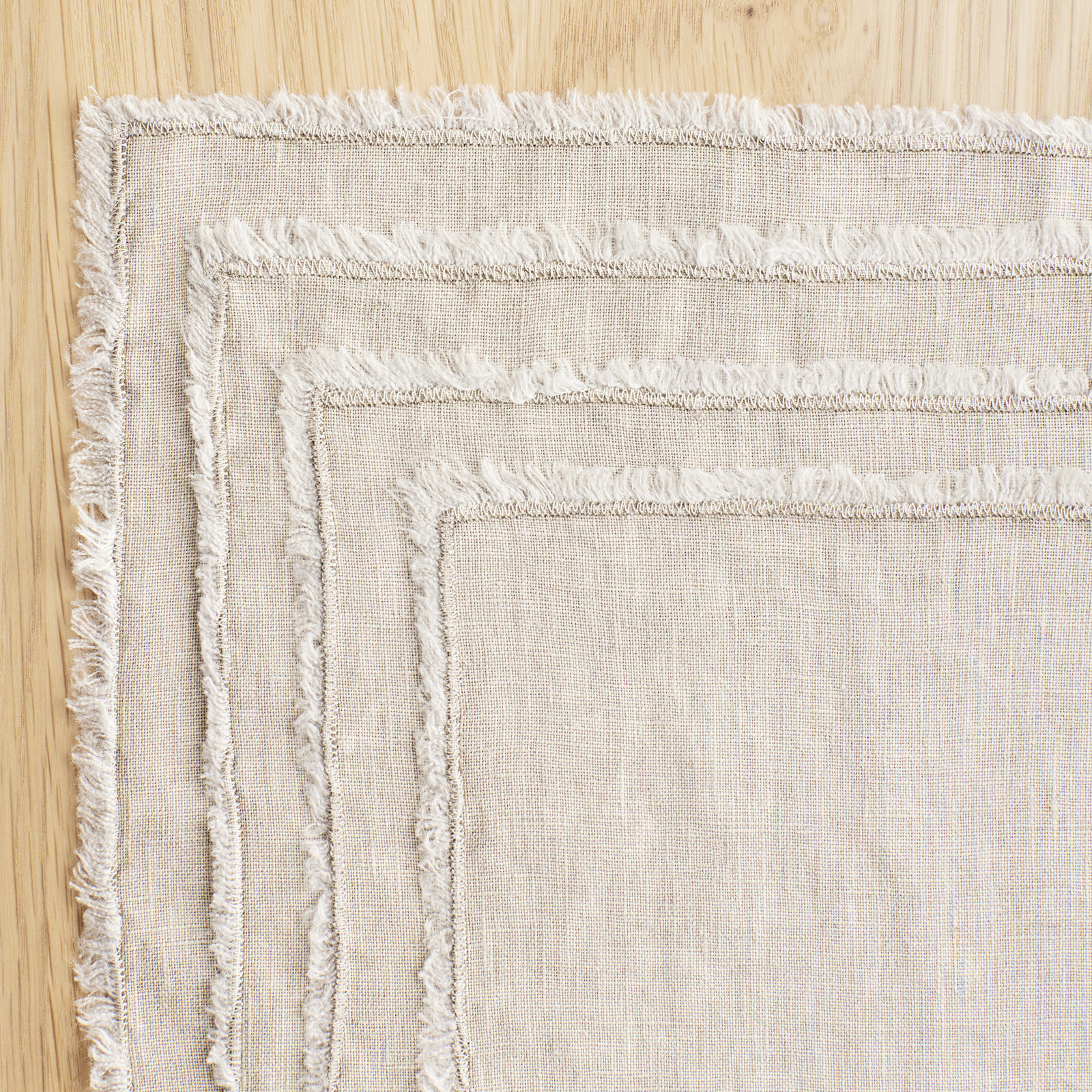 Zadia Reversible Linen Placemat, Natural