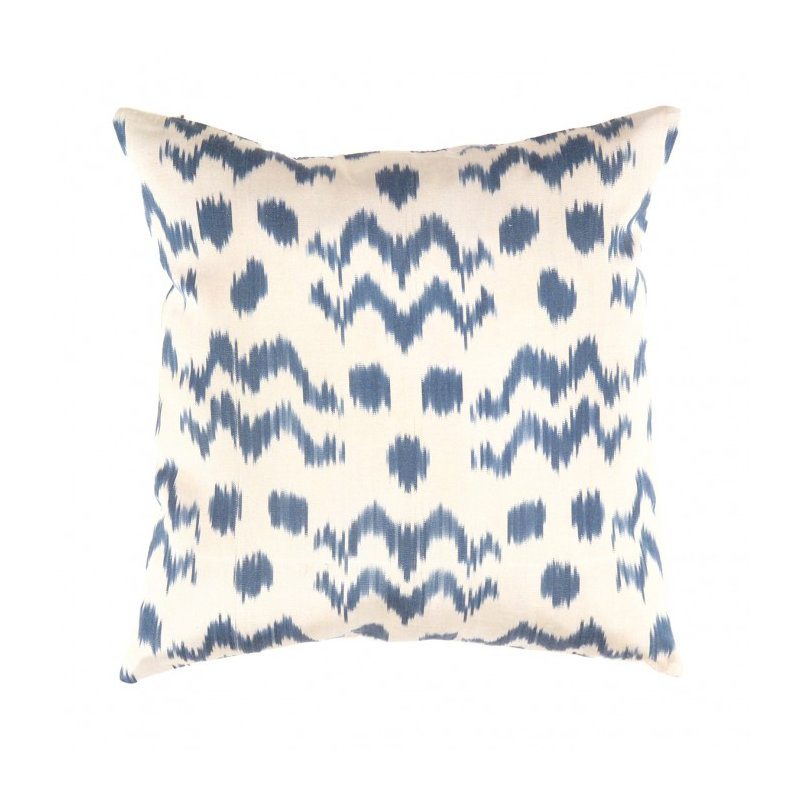 Oreiller turc bleu en soie Ikat 20 po