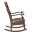 Chaise berçante style chalet avec garniture cloutée