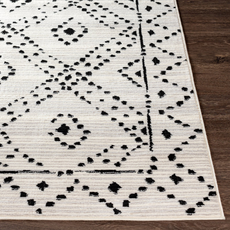 Josalina Geometric Indoor Rug, Rectangle 5' x 7'