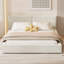 Grand lit plateforme tapissier beige avec structure solide pour un lit confortable et élégant en velours-1146456046