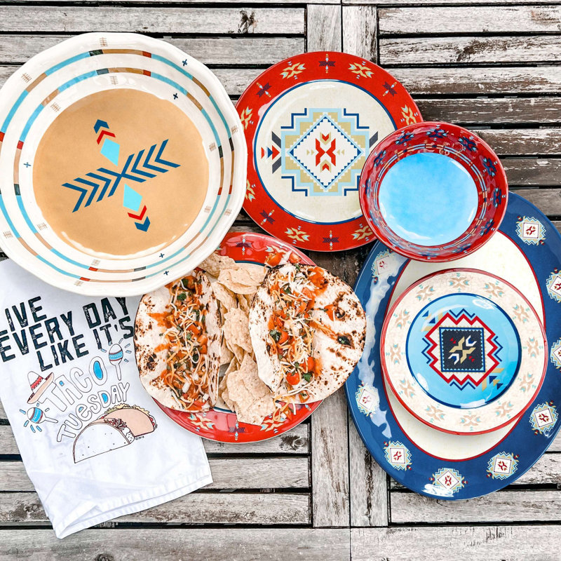 Spirit Valley Aztec Print Melamine 14-Piece Dinnerware Set