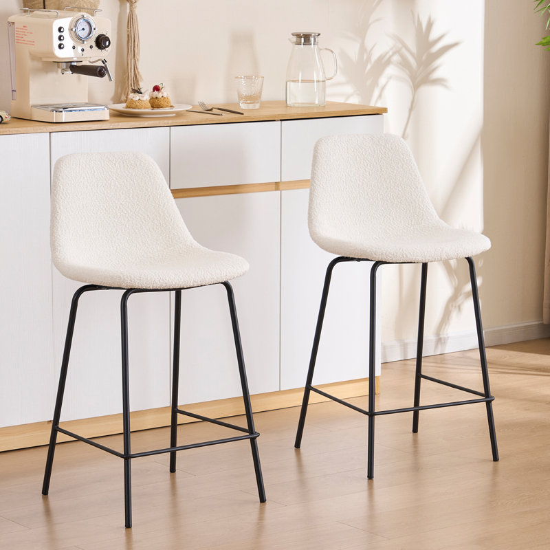 Hauteur de comptoir moderne Kavi avec coussin rembourré et pieds en métal, Boucle blanc