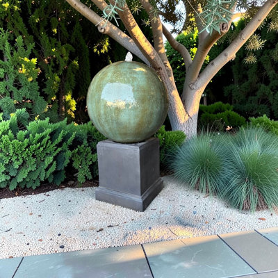 TruCast Sphere Fountain