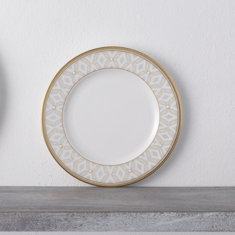 Ensemble de 4 assiettes à pain et beurre / apéritif Noritake Noble Pearl, 6 1/2 po