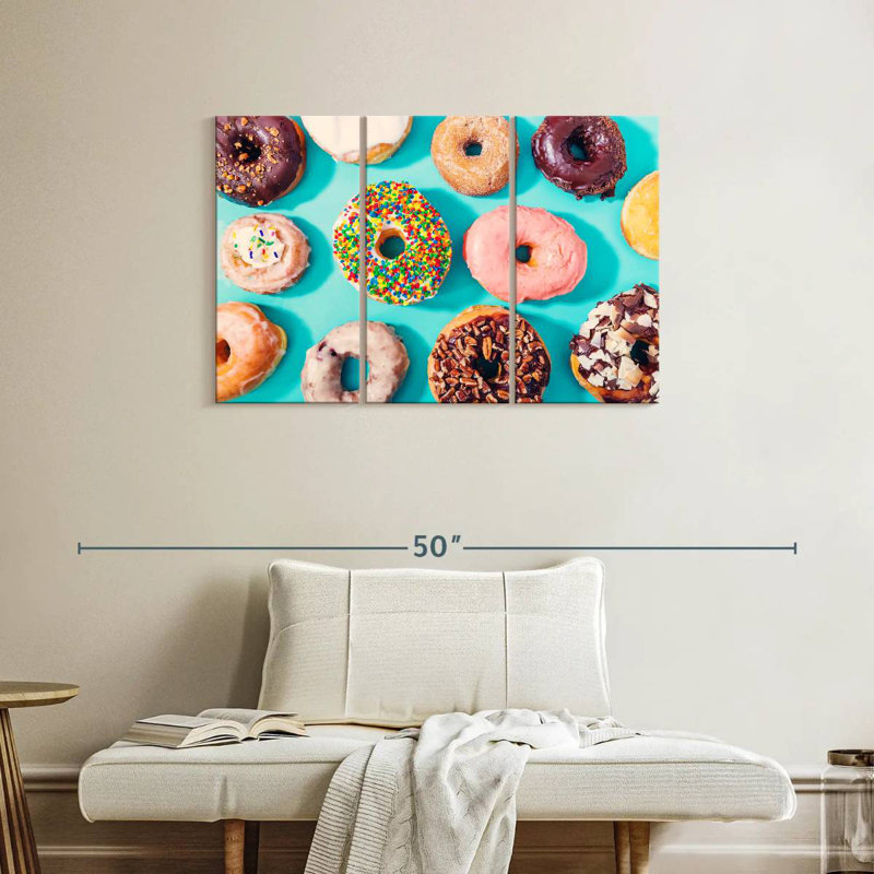 Yarlin Donuts sur sarcelle, H 24 po x l 38 po