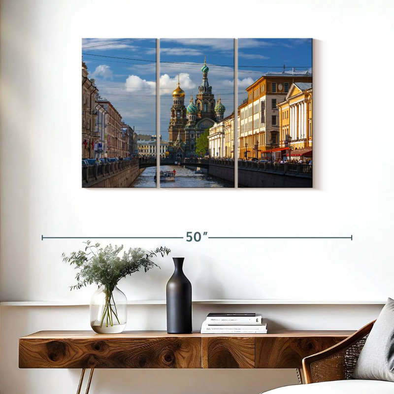 Rorry Griboyedov Canal View, 24" H x 38" W