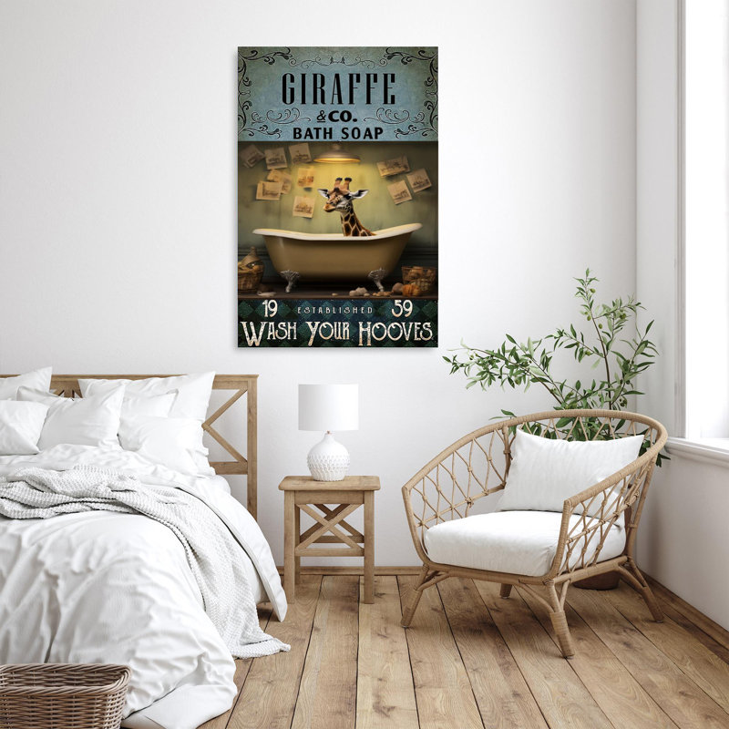 «Lardge Giraffe Bath Soap», impression sur toile, H 20 po x l 16 po x P 1,25 po