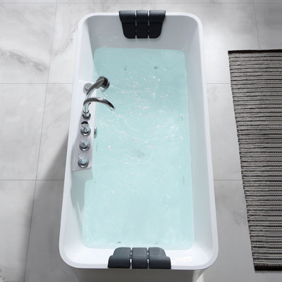 Baignoire tourbillon autoportante en acrylique avec robinet 59 po. X 29,5 po.