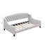 Lit de jour simple chic avec accents capitonnés délicats-1380412417-1380412420