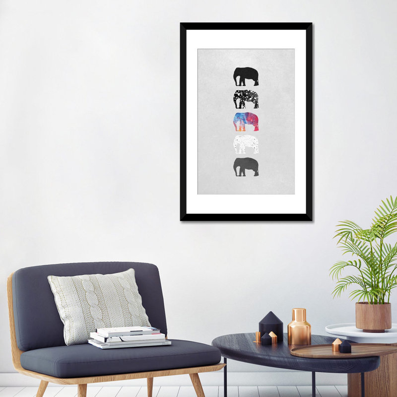 «Five Elephants», impression sur toile, H 32 po x l 24 po x P 1 po, Papier d'art encadré noir, Blanc