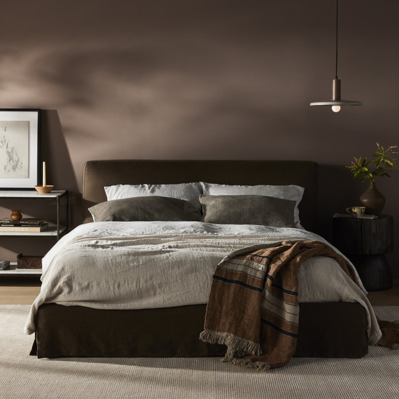 Aidan Upholstered Bed, Brussels Coffee, King