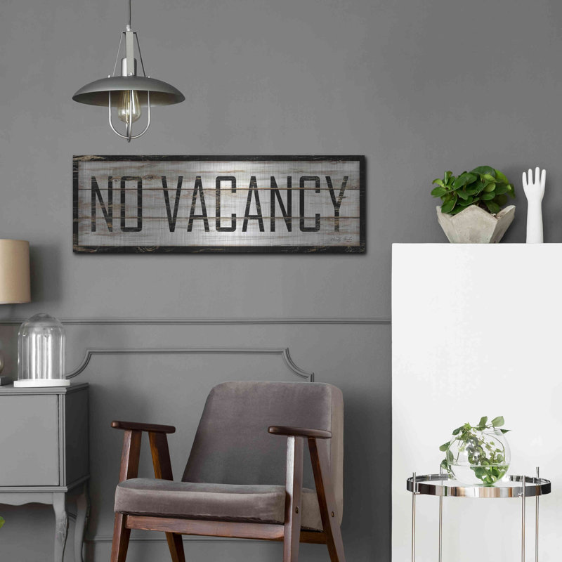 «No Vacancy» par Cindy Jacobs, H 12 po x l 36 po