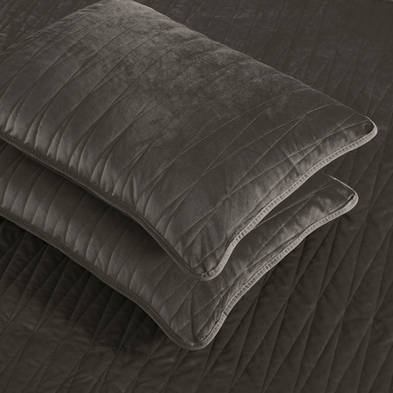 Charcoal Velvet Reversible Full Quilt Set