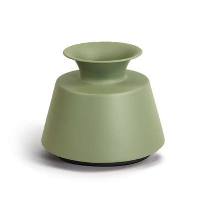 Linea Vessel