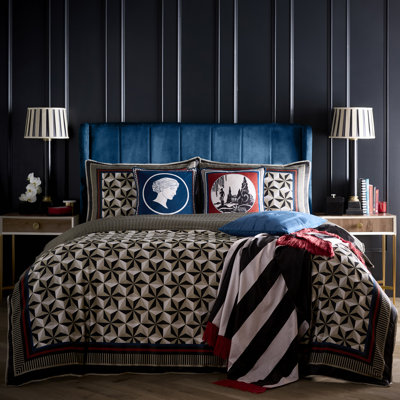 Laurence Llewelyn-Bowen Arcadia Cushion Red