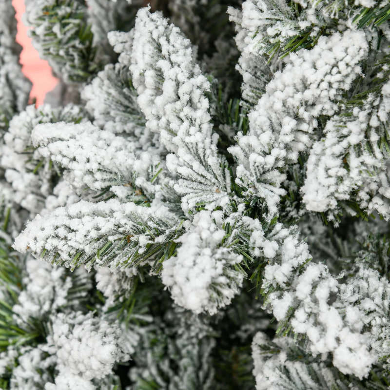 Arbre de Noël artificiel enneigé avec branches réalistes, 7.5'
