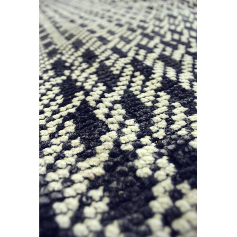 Houndstooth One-of-a-Kind 8'4" X 10'1" Area Rug