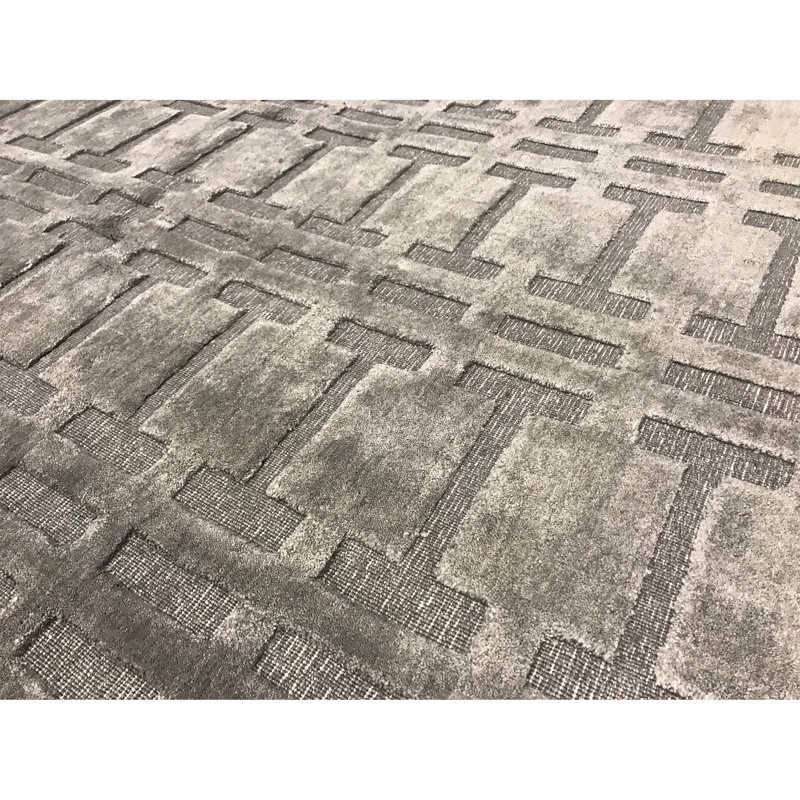 Wool Geometric Area Rug in Gray, Rectangle 9'1" x 12'3"