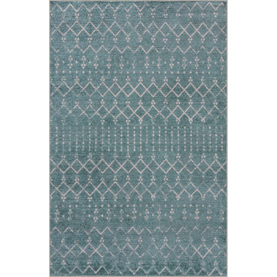 Leila Moroccan Diamond Trellis Machine-Washable Indoor Rug