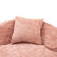 Canapé comprimé rose incurvé 2 places, causeuse compacte avec accoudoirs et 2 coussins décoratifs pour petit appartement, salon ou chambre