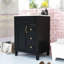 Meuble-lavabo autoportant élégant avec lavabo en céramique, portes à fermeture en douceur et rangement réglable-244179792