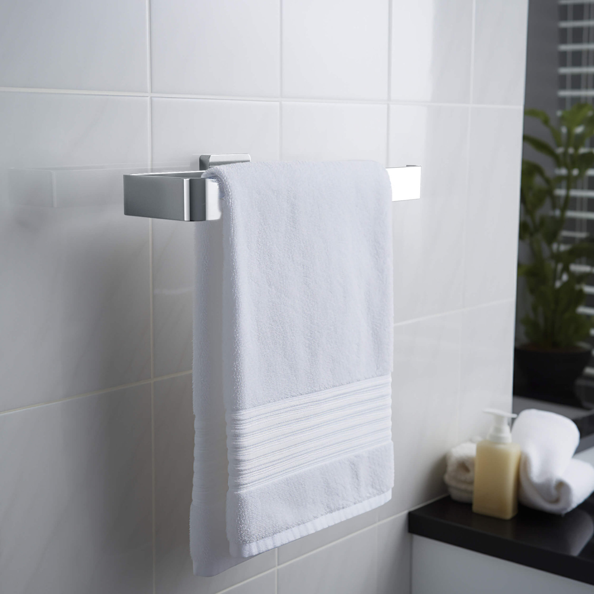 Blaze 4 - Piece Bathroom Hardware Set, Chrome