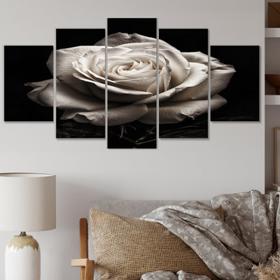 Gouttelettes exquises de roses blanches de la rosée du matin I - impression d'art mural rose - 5 panneaux