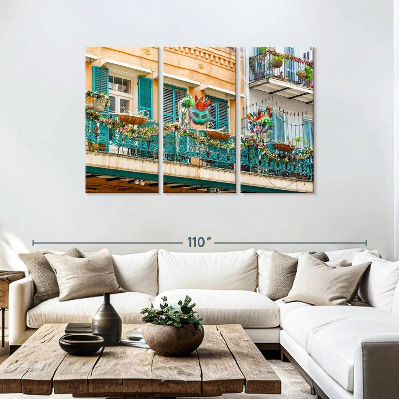 Balcon Mardi Gras, H 48 po x l 74 po