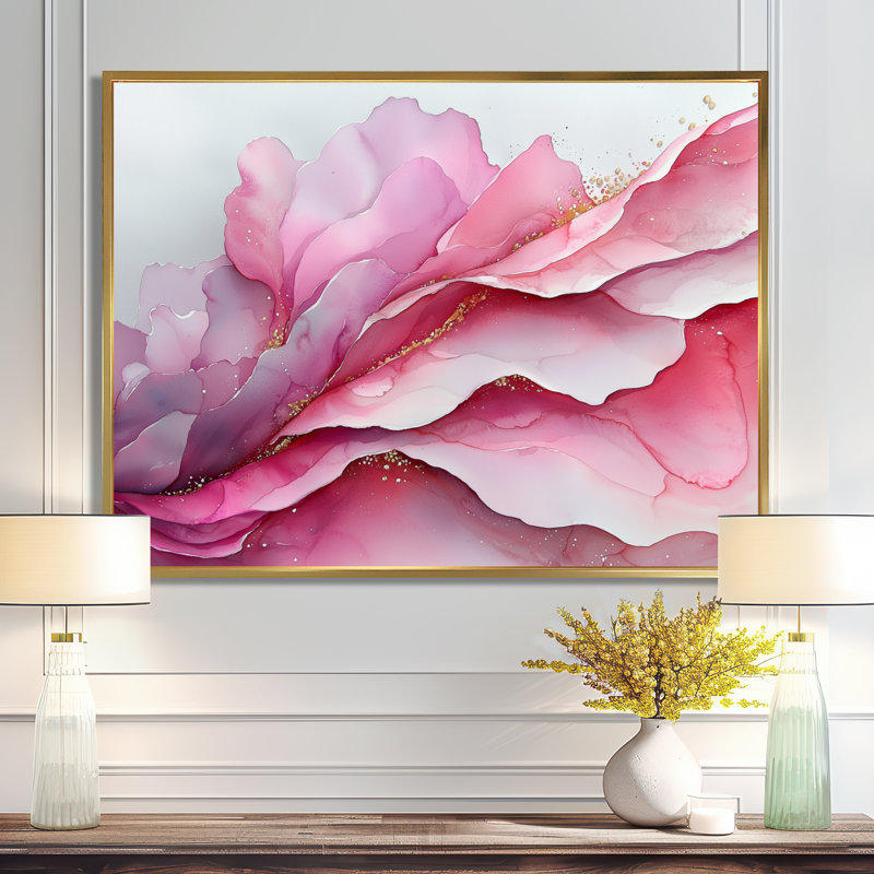 Fondations fluides de Rosa I - art mural abstrait en marbre, H 30 po x l 40 po, Impression encadrée flottante, Doré