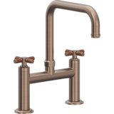 Descanso Side Spray Kitchen Faucet