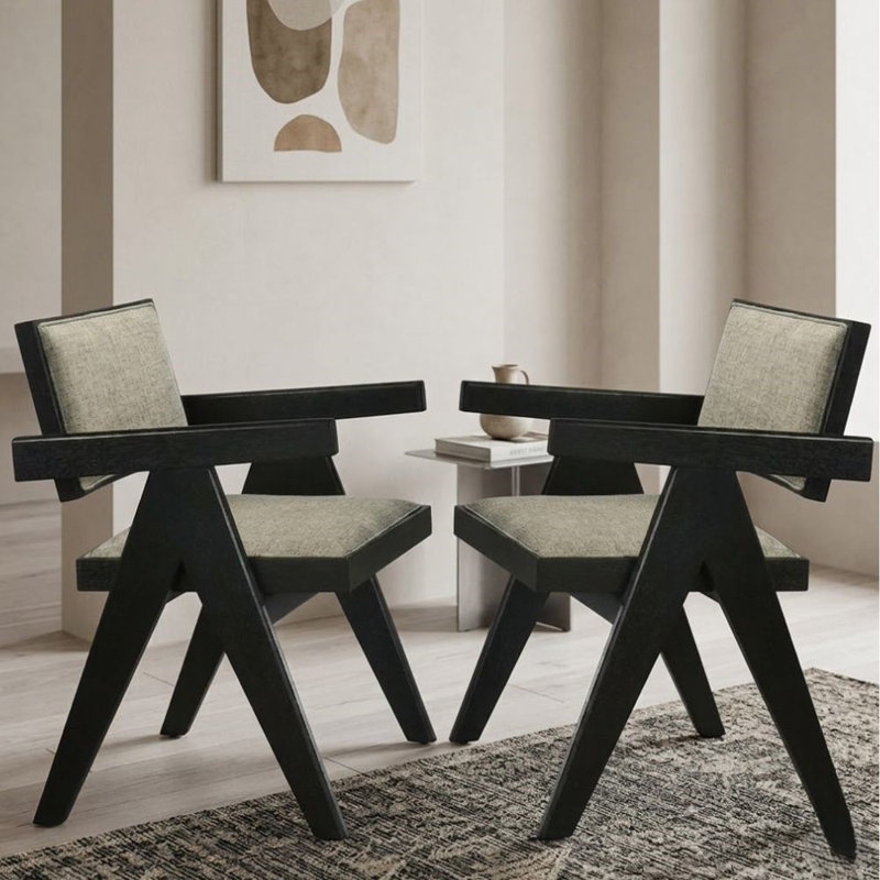 Ensemble de 2 fauteuils en tissu noir Brandon avec pieds en A et accoudoirs en planches