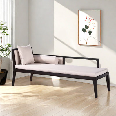 Chaise moderne en bois massif