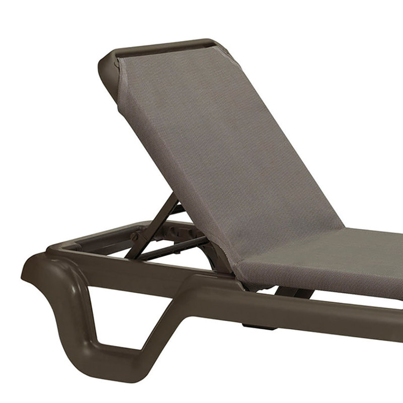 Chaise longue inclinable 78 po Grosfillex Marina, Espresso / bronze