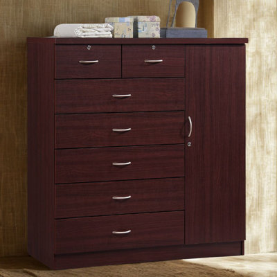 47.25 " W 7 - Drawer Dresser