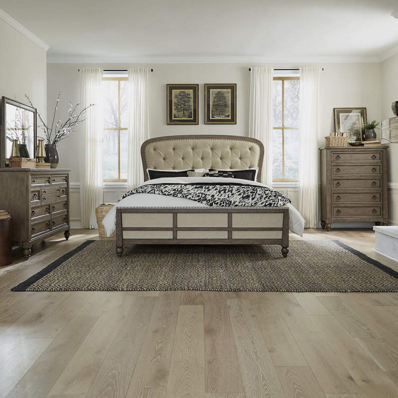 Grand lit Amanveer, commode et miroir, commode
